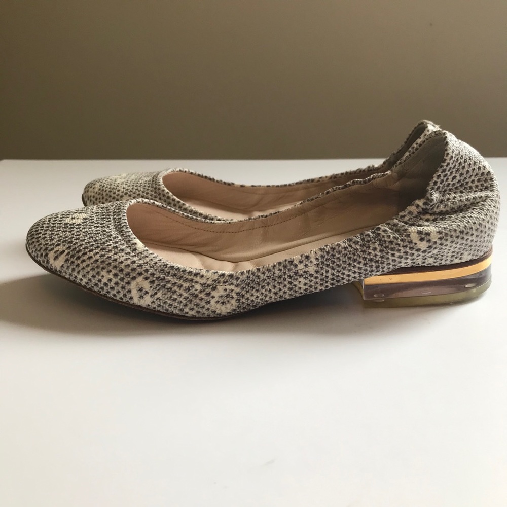 Authentic Chloe lizard embossed leather flat shoes size 36